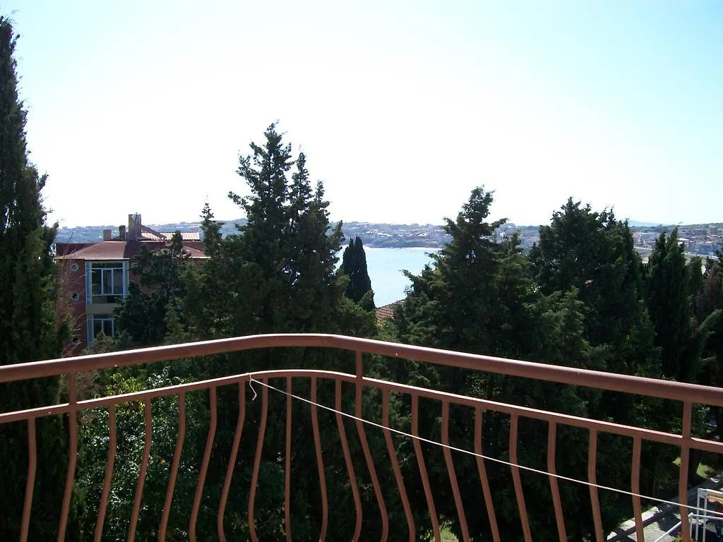 Villa Vesela Созополь 3*,